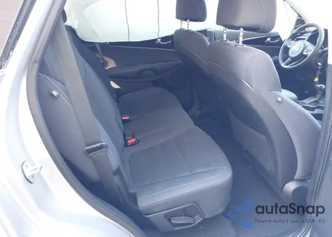 2017 Kia Sorento 2.4L Lx из США, поврежденный, VIN 5XYPG4A31HG234552